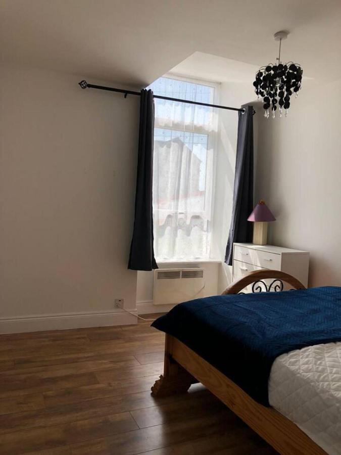 Beautiful 1-Bed Apartment In Cork Eksteriør bilde