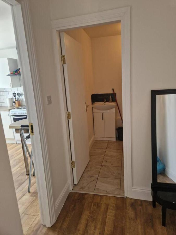 Beautiful 1-Bed Apartment In Cork Eksteriør bilde