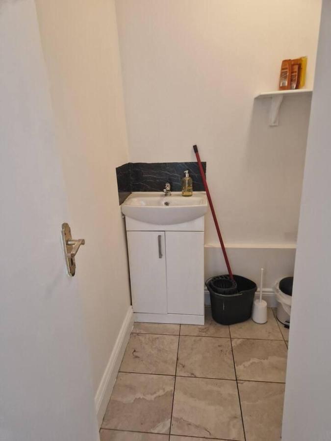 Beautiful 1-Bed Apartment In Cork Eksteriør bilde